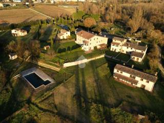 Casa indipendente in vendita a città di castello vocabolo pettinaro