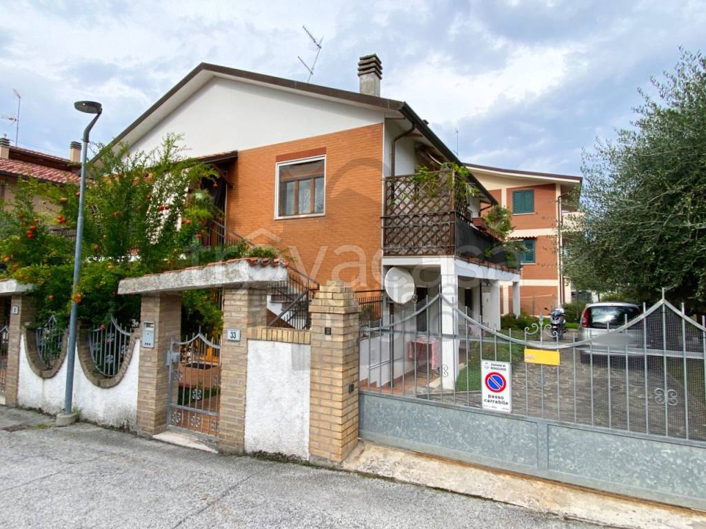 immagine annuncio 2 di 4