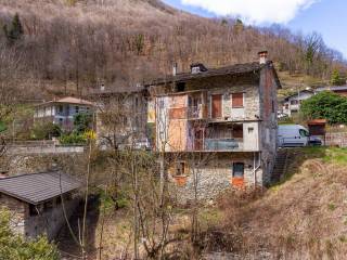 Casa indipendente in vendita a pradleves via iv novembre, 151