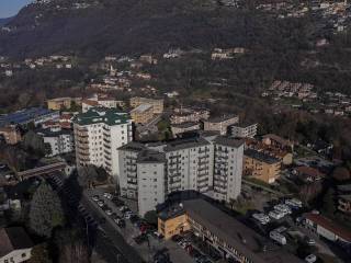 Appartamento in vendita a lipomo via provinciale per lecco 671.