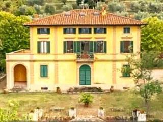 Villa in in vendita da privato ad arezzo via santa maria delle grazie, 5