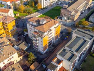 Appartamento in vendita a langhirano via roma, 35