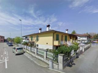 Villa all'asta a leno via caduti del lavoro, 7