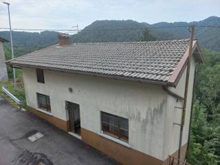 Casa indipendente in in vendita da privato a pulfero via montefosca, 84