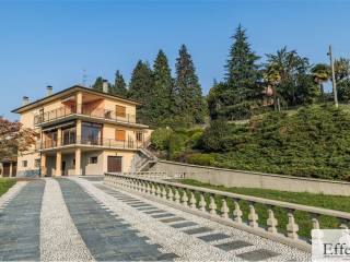 Villa bifamiliare in vendita a besozzo via piave, 41