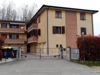 Posto auto in vendita a san felice sul panaro via furlana, 389