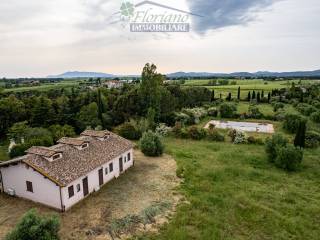 Villa in vendita a montalto di castro località il tavolaro-serpentaro