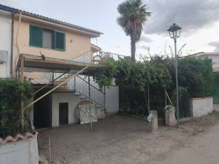 Villa a schiera in in vendita da privato a cassano all'ionio via caprera, 14