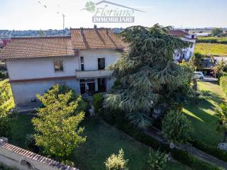 Villa bifamiliare in vendita a montalto di castro via delle magnolie