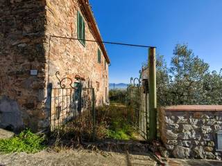 Casa indipendente in vendita a quarrata via delle poggiole, 323