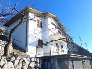 Villa in vendita a serrone via delle ginestre, 8