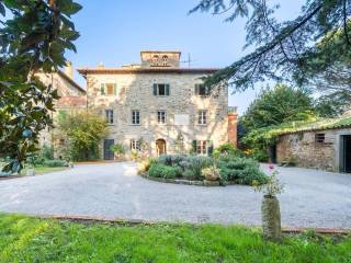 Villa in vendita a cortona località monsigliolo