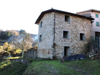 Casa indipendente in vendita a casola in lunigiana via del carmine, 48