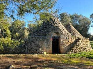 Trullo in vendita a ostuni 