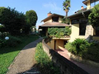 Villa in affitto a lissone via andrea mantegna 28