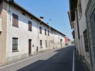 Cascina in vendita a casaletto vaprio via roma, 31