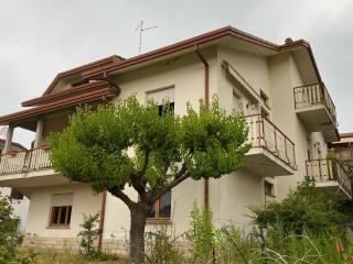 Villa in in vendita da privato a mercatino conca via gabriele d'annunzio, 2