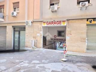 Garage in vendita a palermo via benedetto marcello, 20