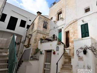 Casa indipendente in vendita a cisternino via duca degli abruzzi