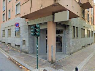 Ufficio in vendita a lecco viale filippo turati angolo via petrarca, n. 48