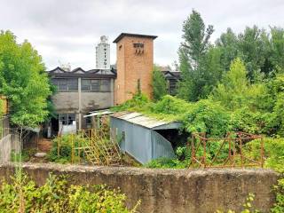 Capannone all'asta a savignano sul panaro via claudia torre, n. 5065