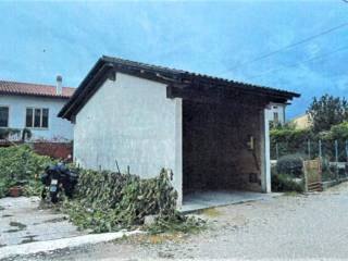 Posto auto in vendita a san zenone degli ezzelini via g.marconi, n. 54