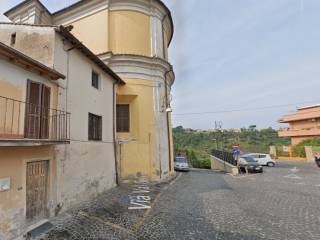 Appartamento in affitto a castelnuovo di porto piazza camillo benso di cavour