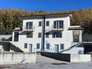 Villa bifamiliare in vendita a scoppito 