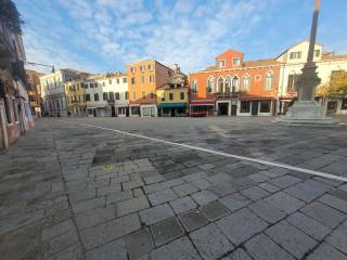 Magazzino in affitto a venezia campo santa margherita