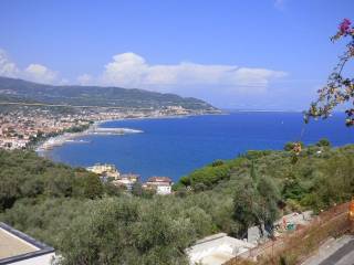 Villa in vendita a diano marina via bellamadre, 2