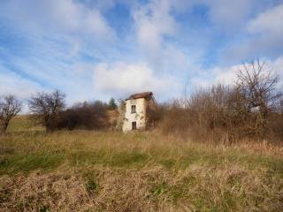 Rustico in vendita a mioglia località isci