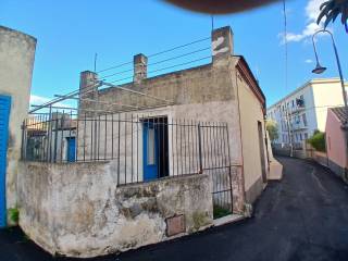 Casa indipendente in vendita ad acireale via ariazzi, 10