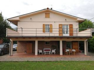 Casa indipendente in vendita a forlì 