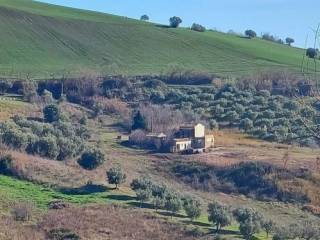 Terreno residenziale in vendita a castel frentano contrada vallone del lago