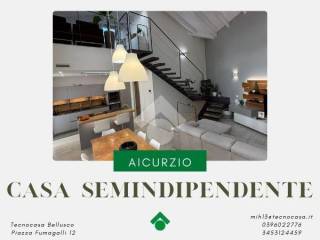 Casa indipendente in vendita ad aicurzio via roma, 25