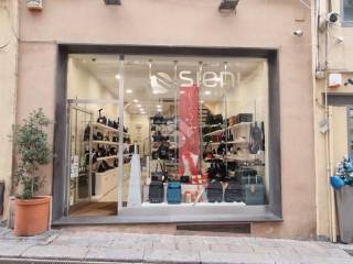 Negozio in vendita a sassari corso vittorio emanuele ii, 12