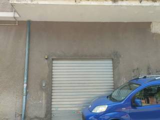 Garage in vendita a roma via del francolino, 35