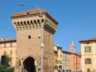 Negozio in vendita a bologna 