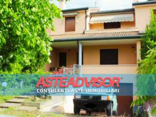 Villa a schiera all'asta a campodarsego via hermagor, 18