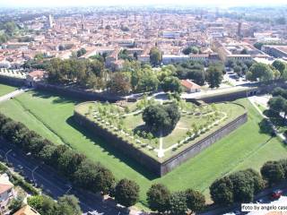 Appartamento in vendita a lucca via calderia