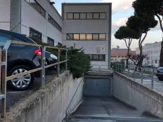 Garage in vendita ad ancona via primo maggio