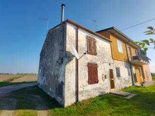 Villa in vendita a mesola piazza vittorio veneto, 43/a