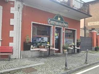 Bar in vendita a castagnole delle lanze piazza san bartolomeo