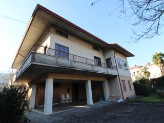 Villa in vendita a valdagno via tegnan