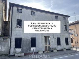 Casa indipendente in vendita a brugine via aldo moro