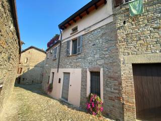 Casa indipendente in vendita a castell'arquato via guarnieri villaggi, 3