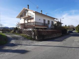 Villa in vendita a lerma via san bernardo