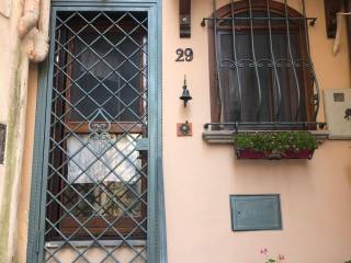 Casa indipendente in vendita a gaeta via dell'indipendenza vico 9, 19