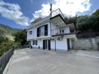 Villa in vendita a gioiosa marea 