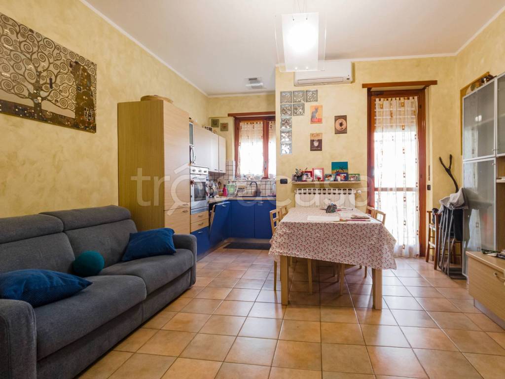 immagine annuncio 1 di 15